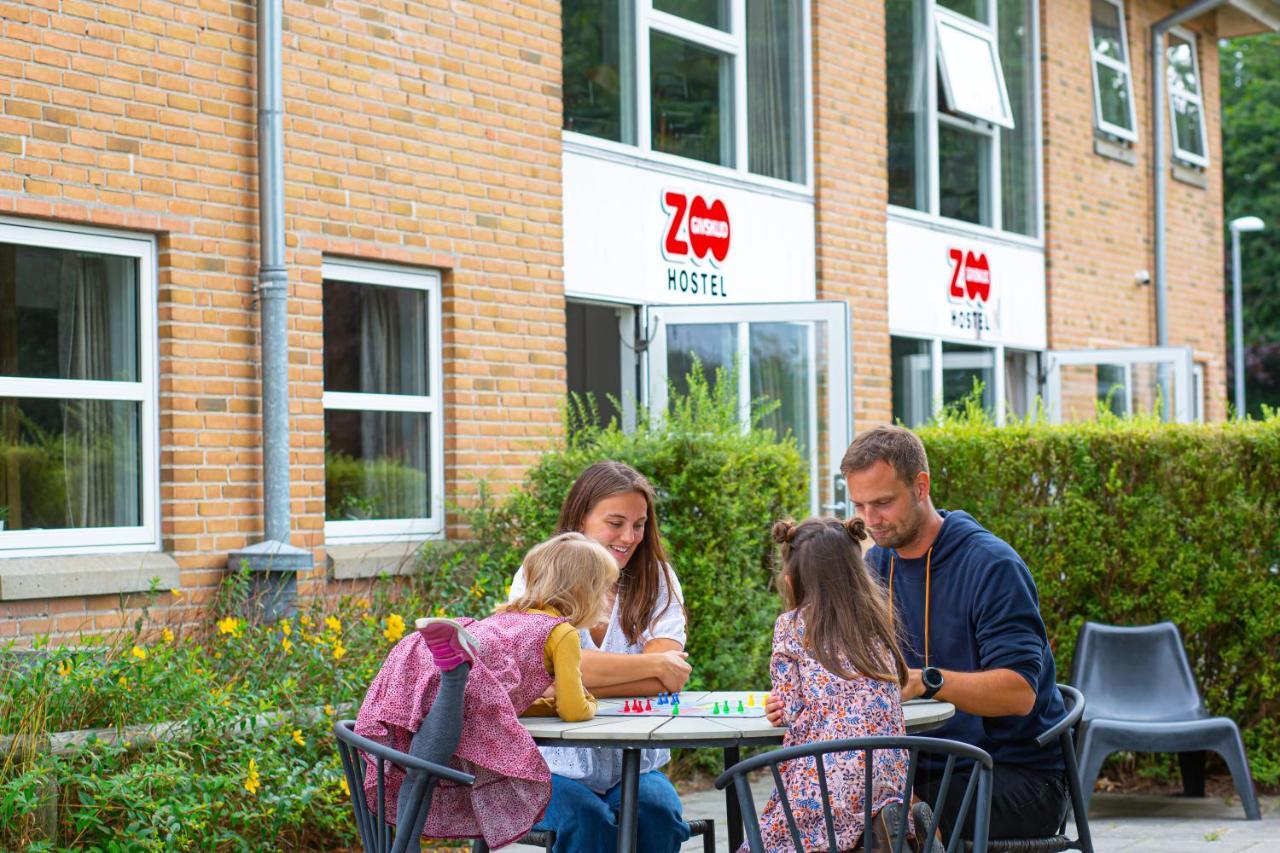 Givskud Zoo Hostel 外观 照片