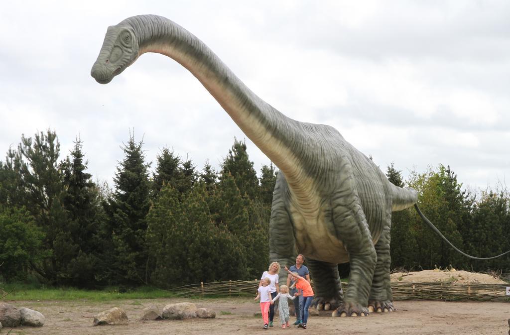 Givskud Zoo Hostel 外观 照片